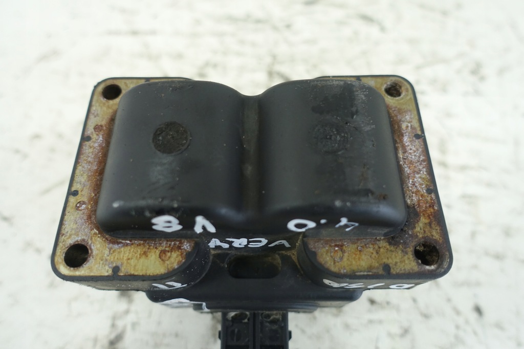 фото №4, Land rover discovery ii 4.0 v8 катушка зажигания