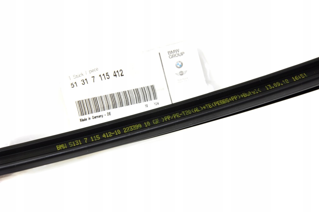 фото №12, Bmw 5 e60 оригинальная прокладка стекло задняя нижняя