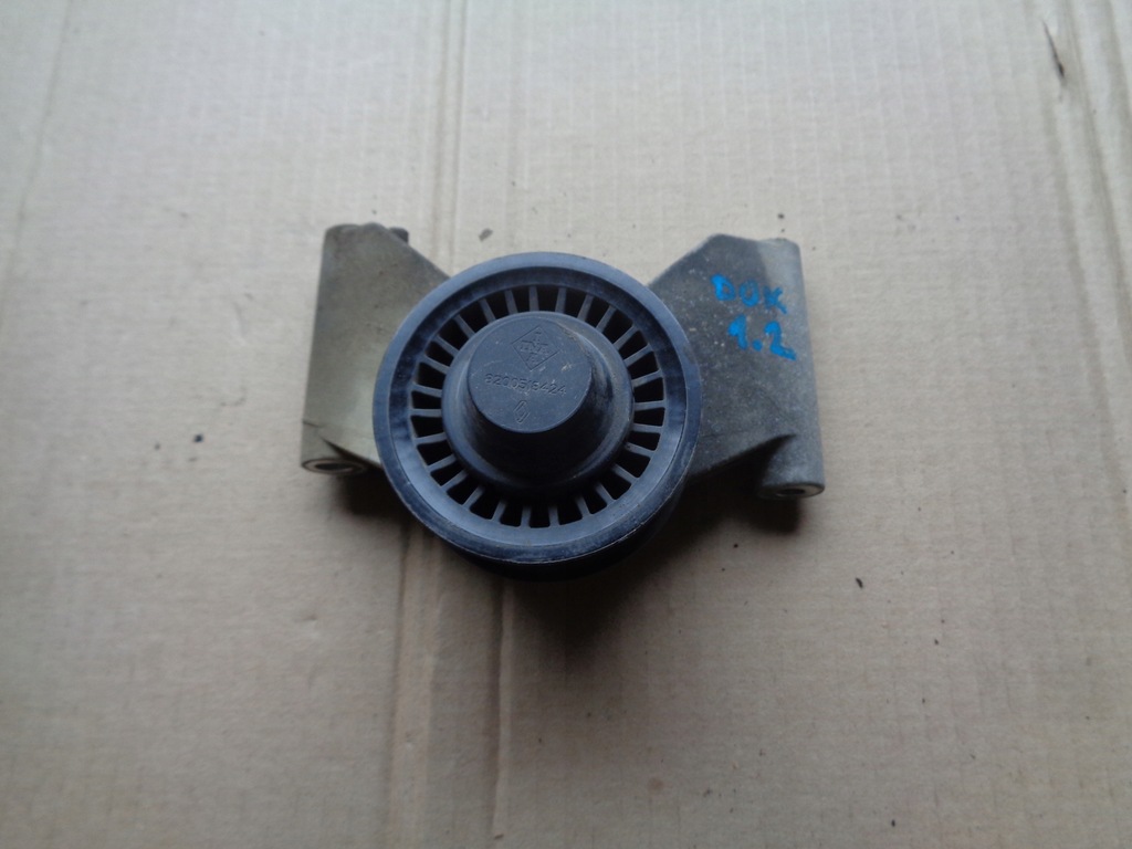 фото №1, Ролик кронштейн ремень dacia sandero logan dokker tce