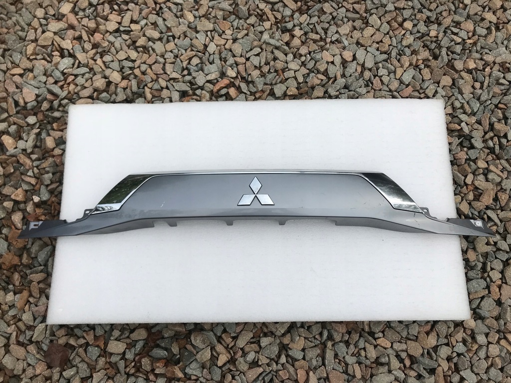 фото №1, Mitsubishi outlander 3 накладка молдинг кришки lift 16