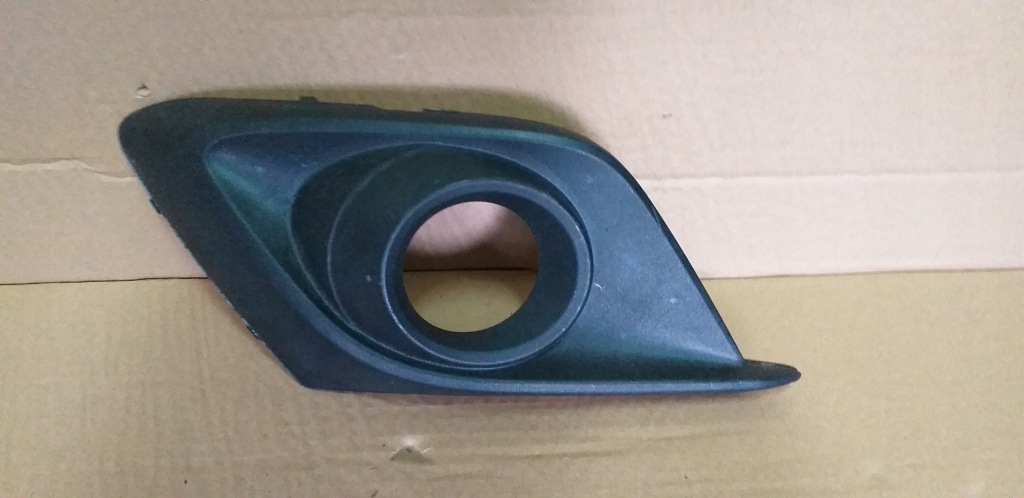 Купить Решётка решётка радиатора бампера левая mazda iii 3 bjs8-50c21