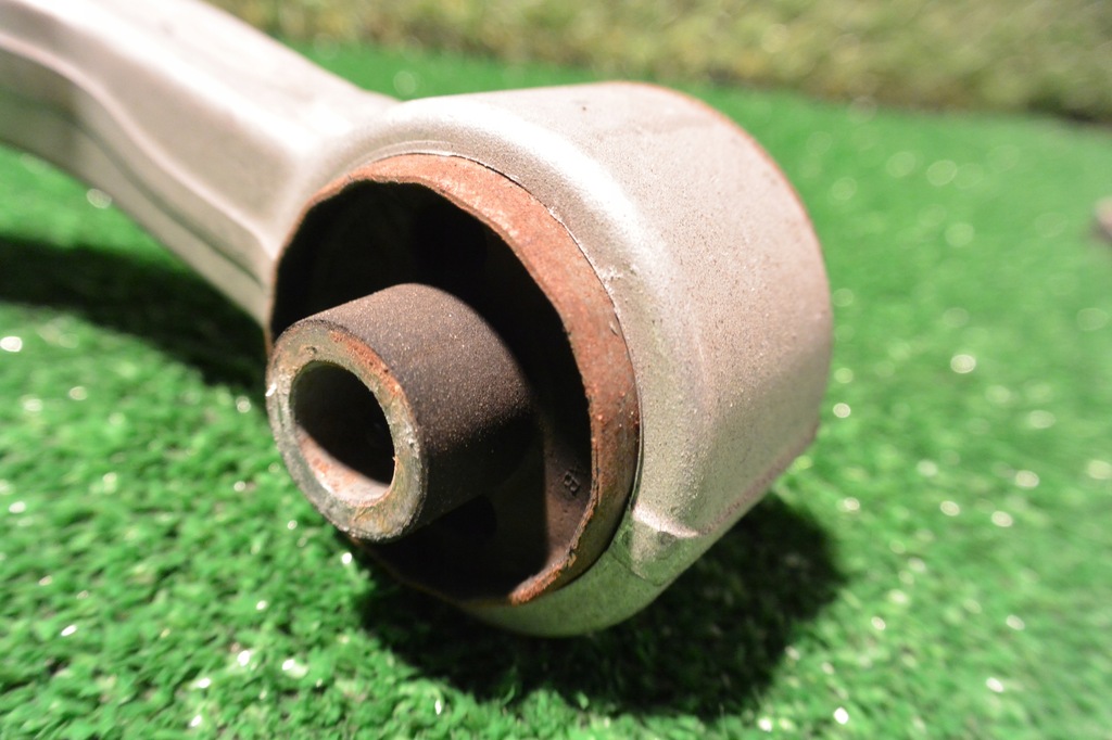 фото №9, Maserati quattroporte ghibli важіль верхній перед