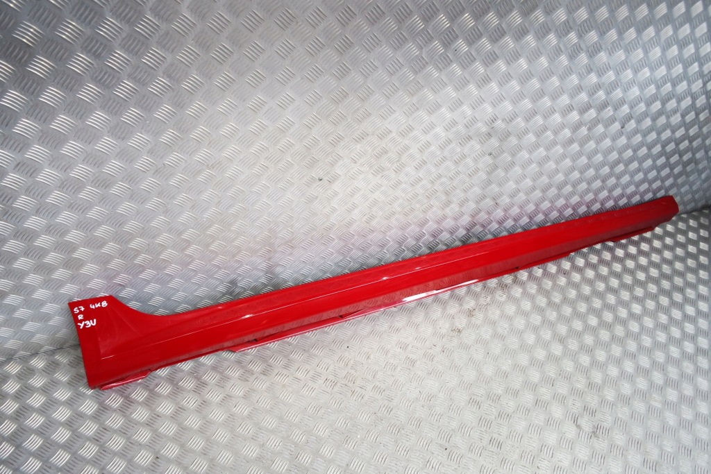 фото №1, Audi a7 s7 4k8 s line молдинг порог правая y3u