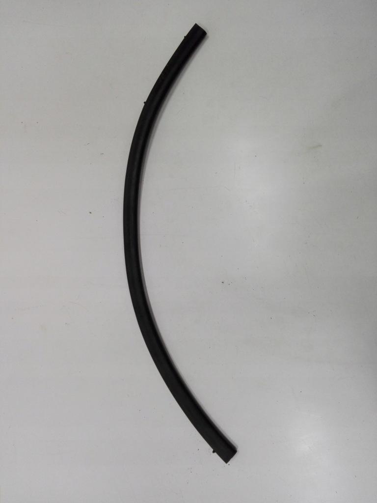 фото №1, Seat leon iii 5f 12- прокладка капот заглушка 5f0823709b