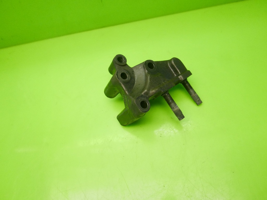 фото №9, Кронштейн кронштейн коробки kia sedona i 2.9 crdi 99-06