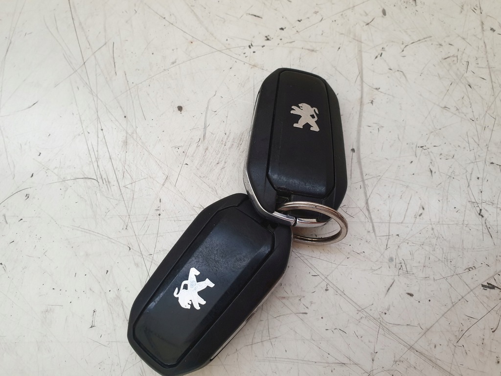фото №1, Ключ pilot peugeot 508 3008 smart card key