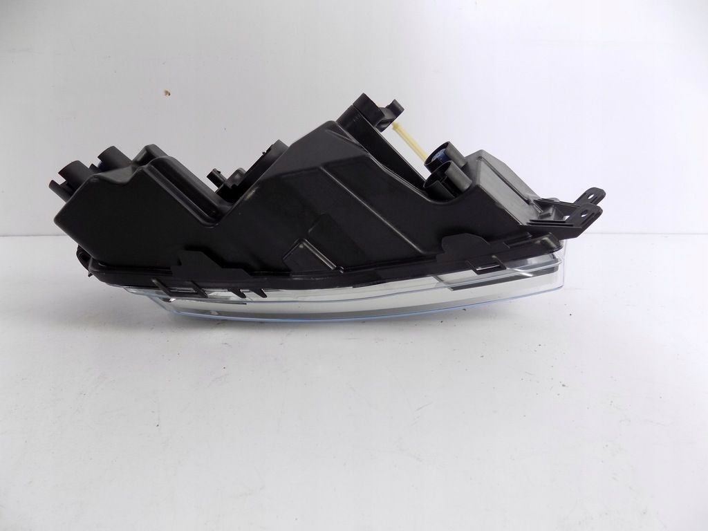 фото №4, Противотуманная фара skoda rapid lift 5ja