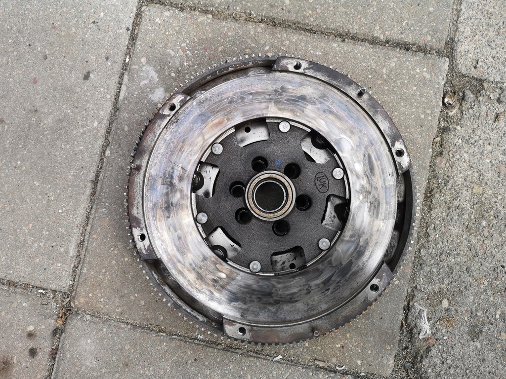 фото №1, Колесо двухмассовый сцепление kpl audi tt 225km bam 8n