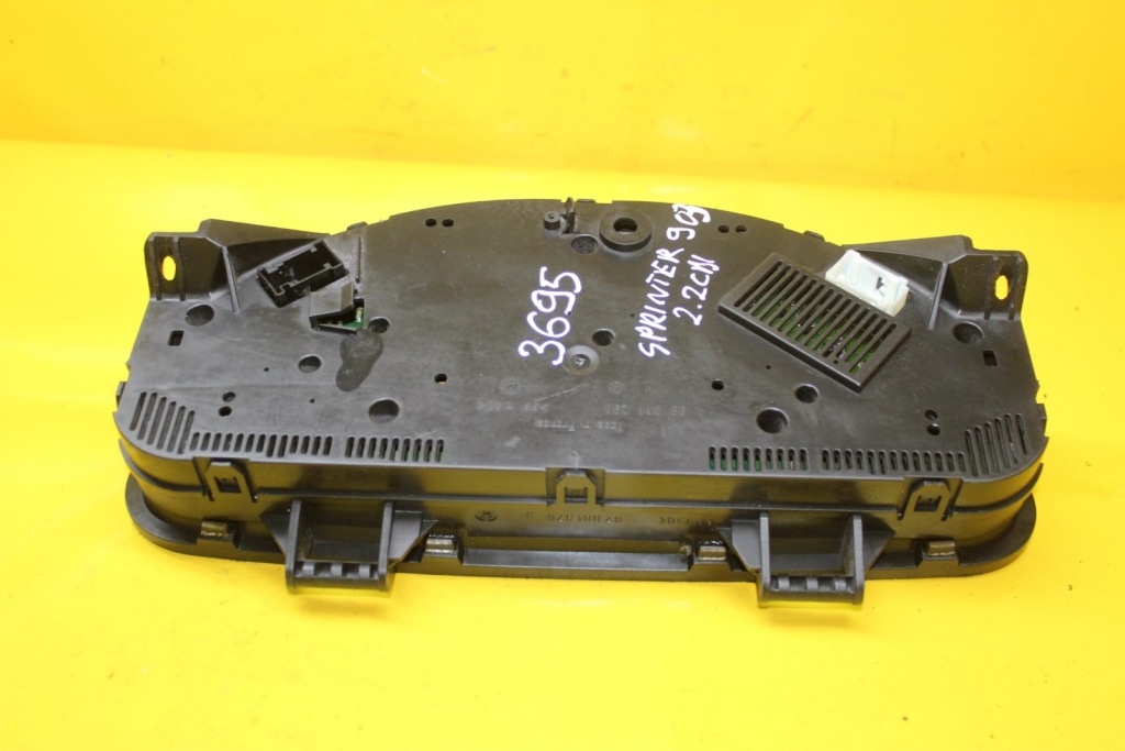 Лічильник приладова панель sprinter 903 2.2 cdi a0014460721 в Україні