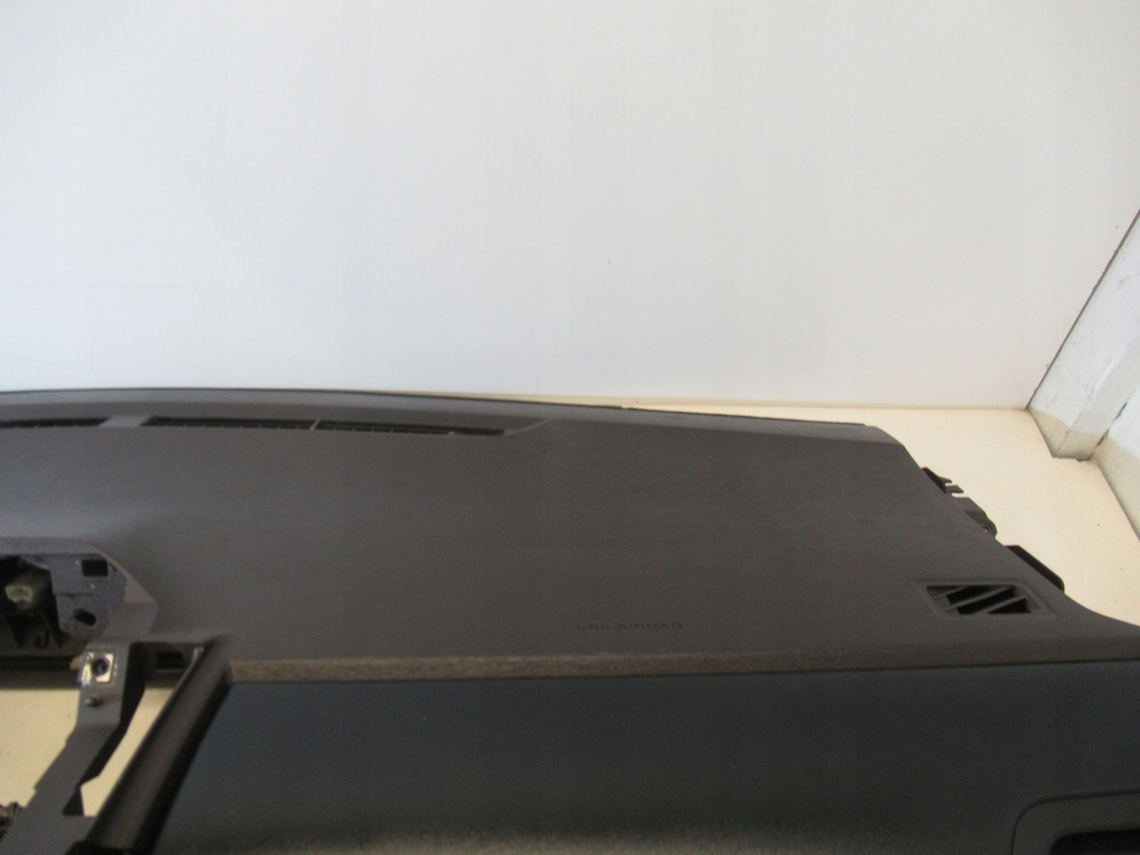 фото №5, Консоль 3x подушка безопасности 2x ремни toyota iq