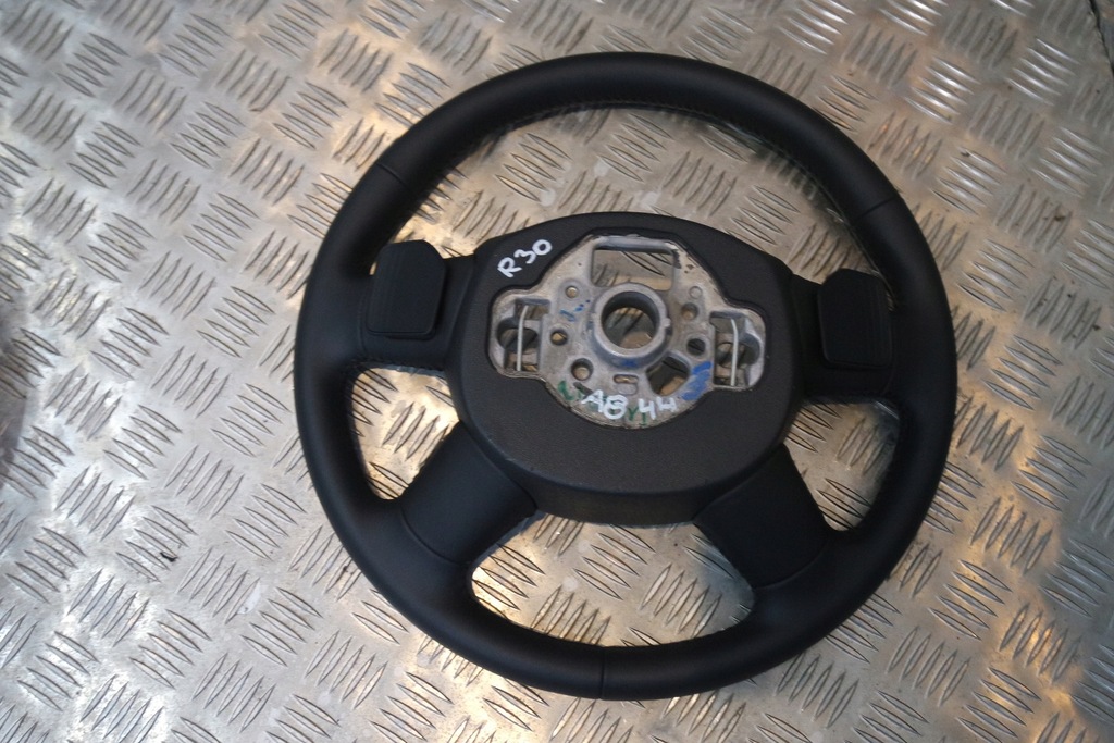 фото №5, Повітропровід czarna шкіра audi a8 4h r30