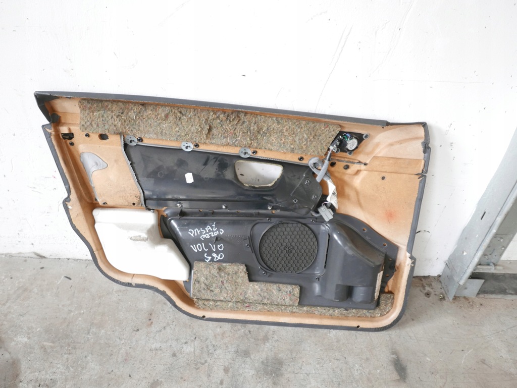 фото №11, Обивка обшивка перед правый volvo s80 i 98-04