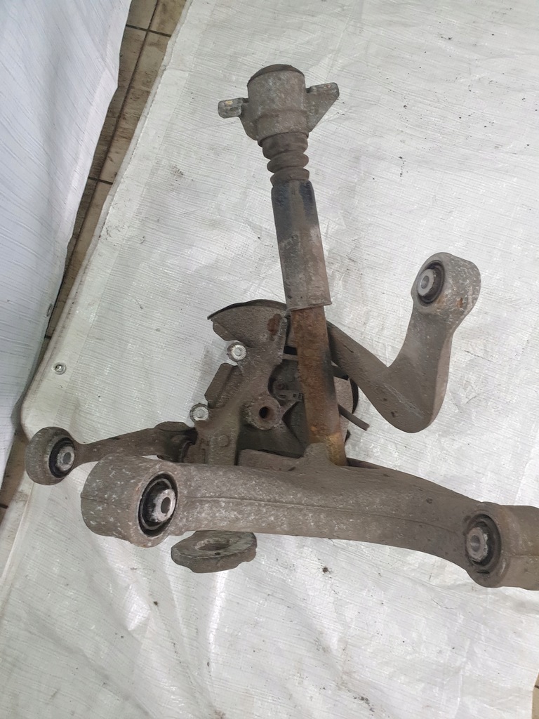 фото №5, Audi a5 8t поворотний кулак ступиця правий задня 3.0tdi