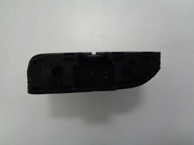 фото №2, Kuga mk2 кнопки тяги открывание багажника