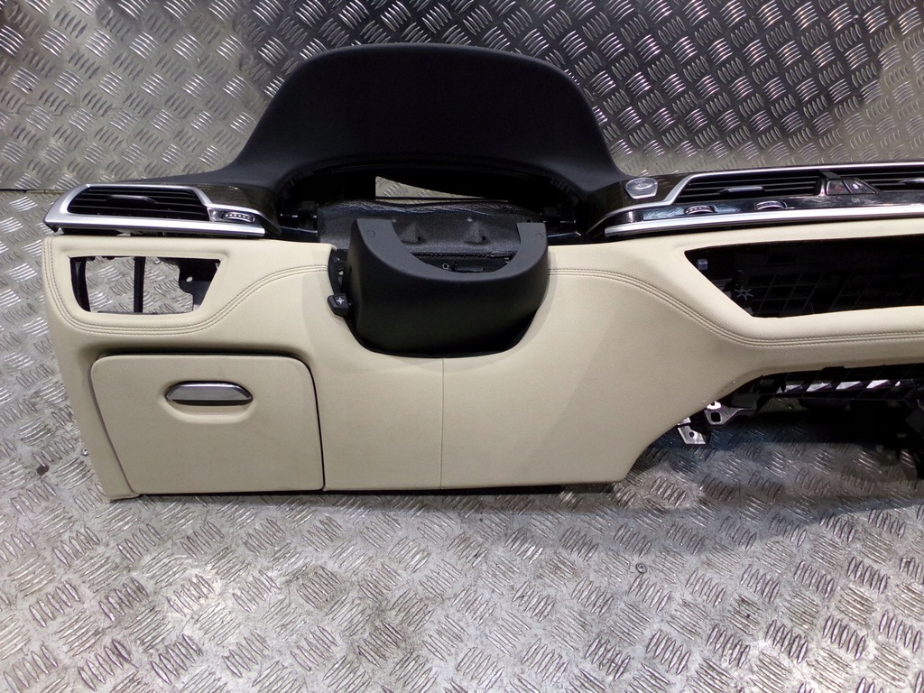 фото №9, Bmw 7 g11 g12 панель приладів приладова консоль beż org!