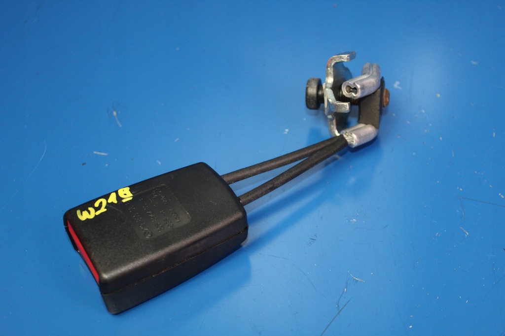 фото №1, Mercedes cls w219 кліпса ременів поперечина задня