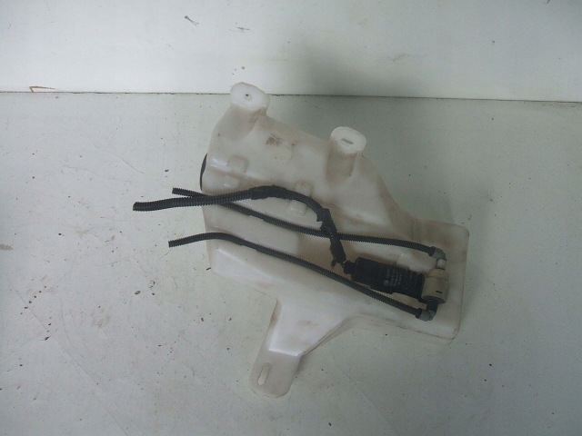 фото №1, Opel insignia a бачок розпилювача помпа