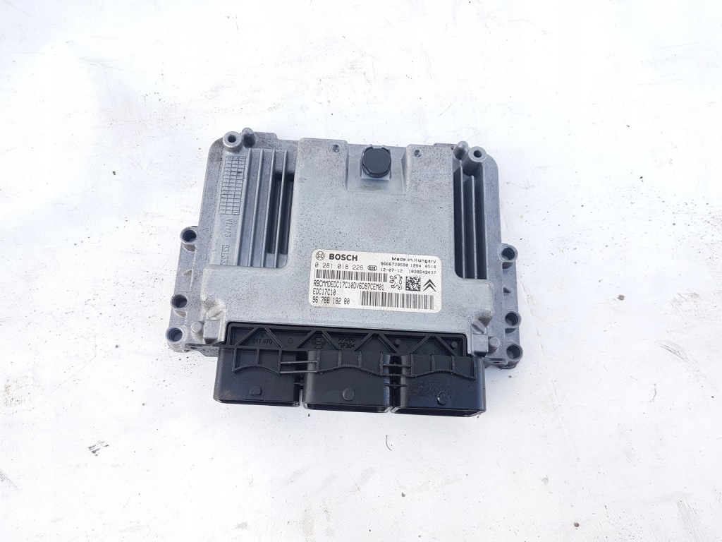 фото №1, Peugeot 308 lift бортовой компьютер двигателя 9678818280