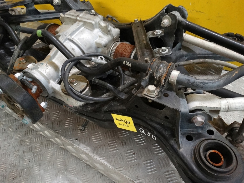 фото №8, Infiniti q50 2.0t подрамник подрамник дифференциал поворотный кулак задняя