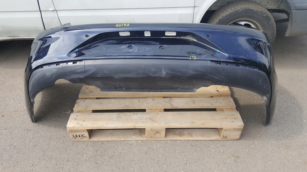 Купити Бампер задні задній opel insignia 2 2 b 6 x pdc hb