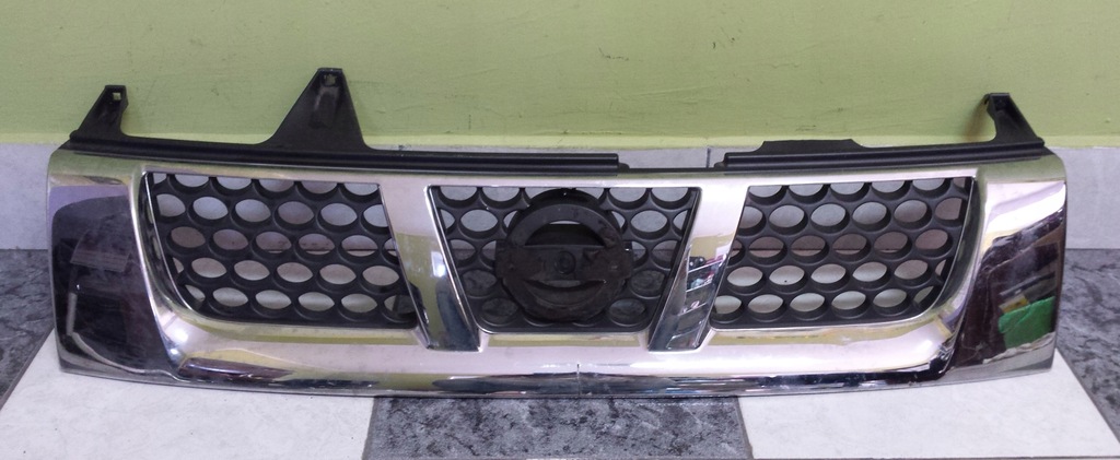 фото №1, Решётка радиатора решётка радиатора решётка радиатора nissan navara d22 2001-