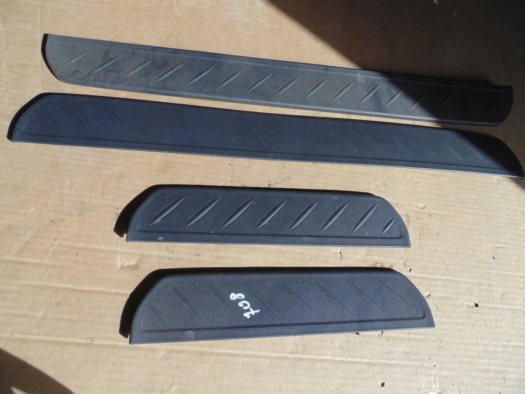 фото №1, Накладки накладки порогові honda civic viii ufo kompl