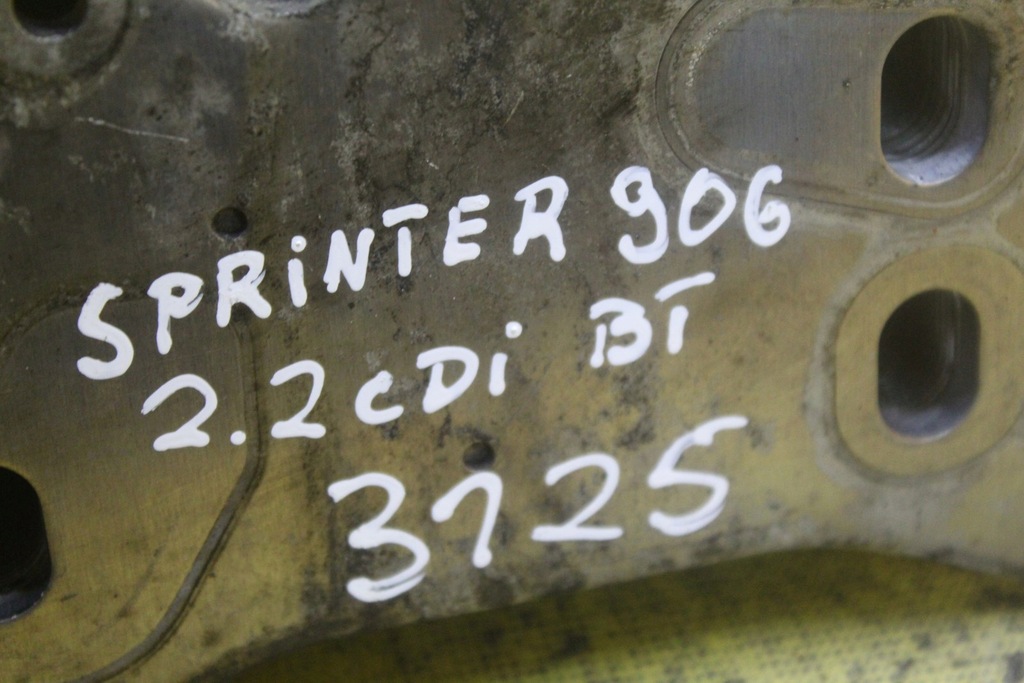 фото №7, Радиатор масла sprinter 906 2.2cdi a65118000665