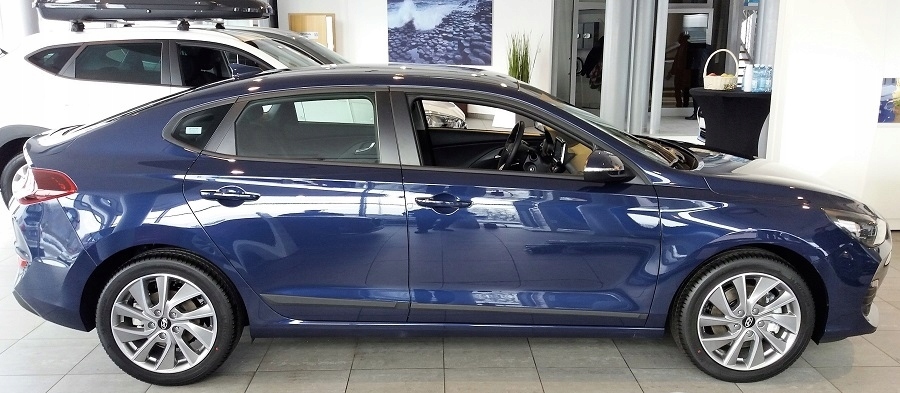 фото №1, Накладки дверные боковой na дверь hyundai i30 fastback