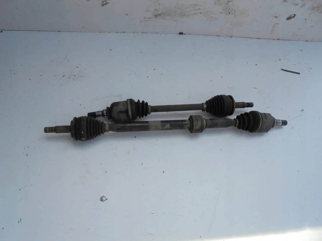 фото №1, Приводной вал левая toyota auris i 1.6 vvti