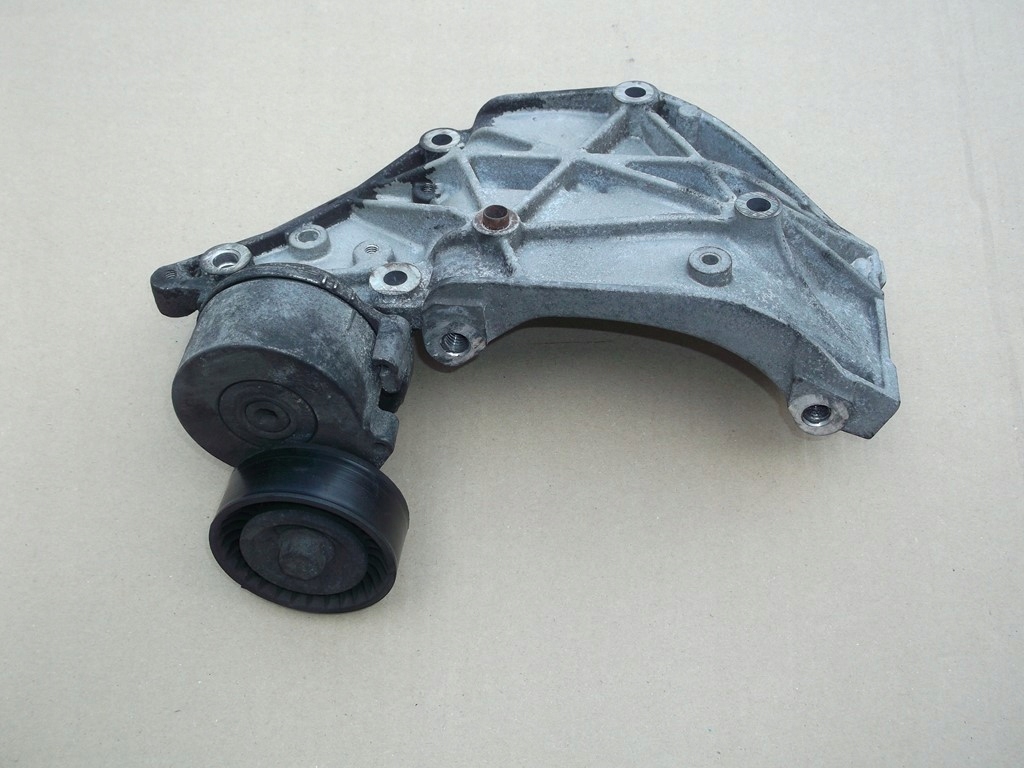 Peugeot citroen 2,0 hdi кронштейн генератора ролик Цена