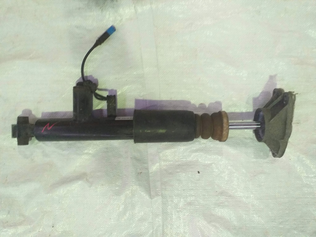 Купити Bmw 3 f30 амортизатор задній амортизатор задній vdc 6874514