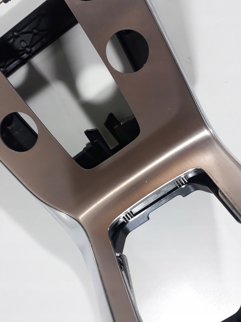 фото №6, Volvo v40 12- рамка радио панель обдув