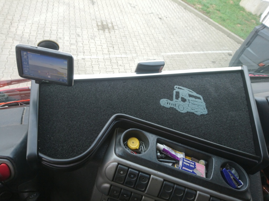 фото №2, Полиця середня iveco stralis do 2013r