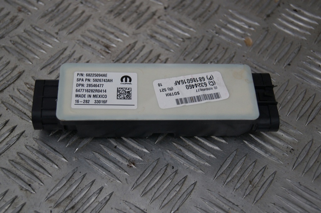 фото №1, Chrysler pacifica блок управления модуль дверь pt 2017-