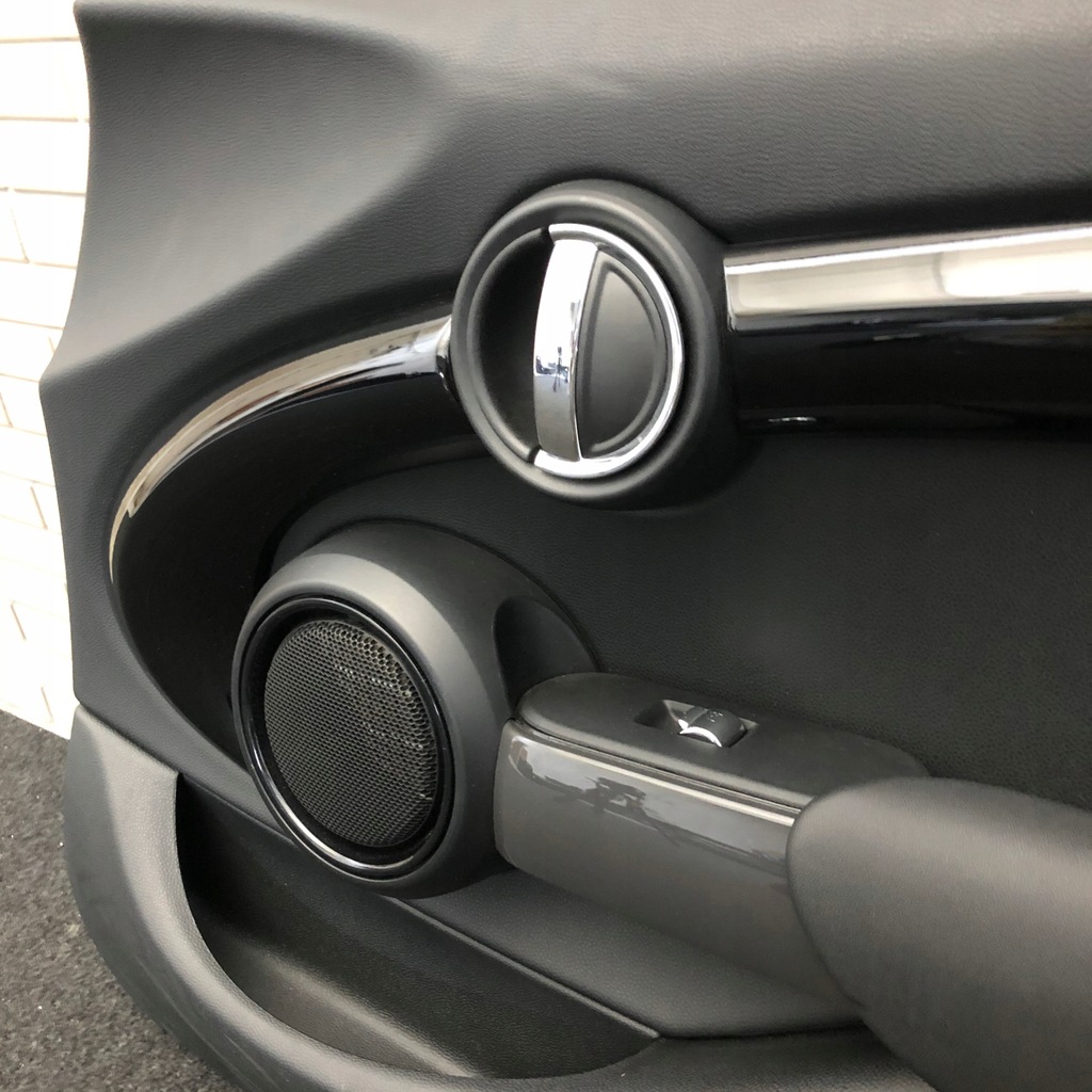 фото №2, Mini cooper f55 обшивка оббивка двері комплект