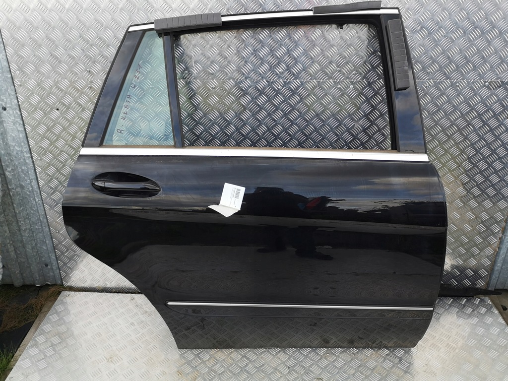 фото №1, Mercedes r-klasa w251 lif long дверь правое задняя 197