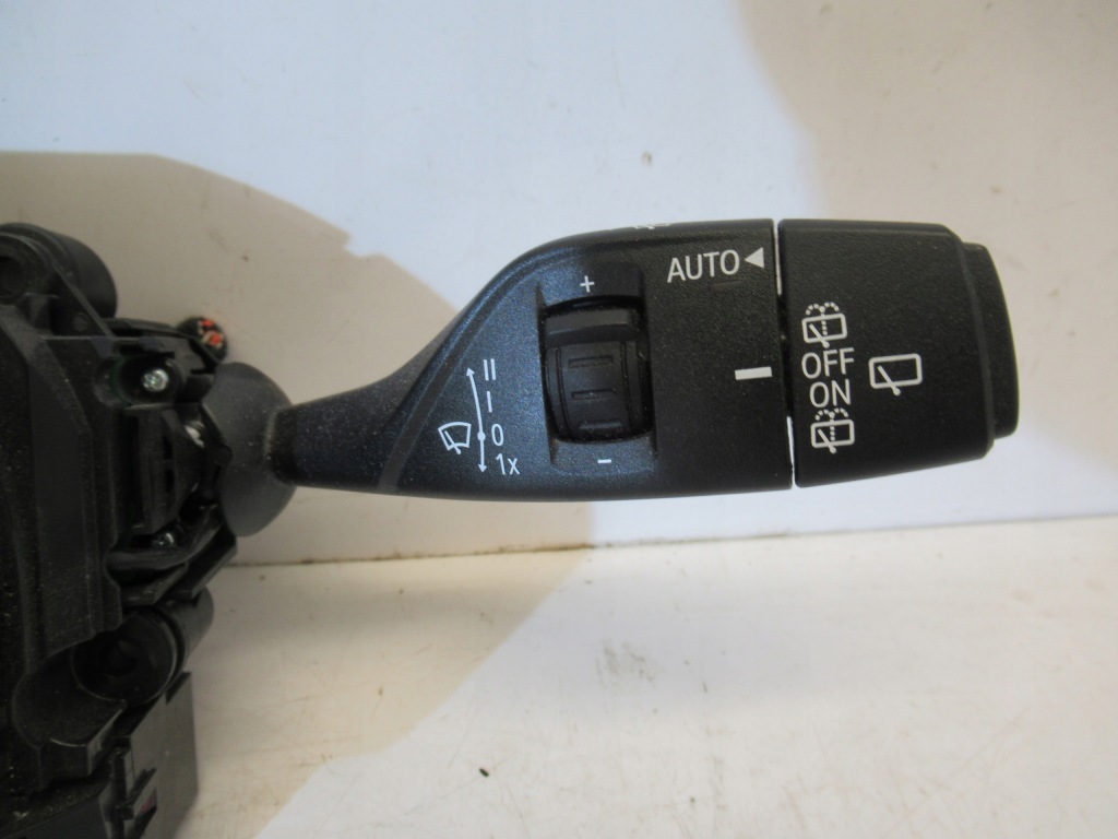 фото №4, Перемикачі стрічка bmw f46