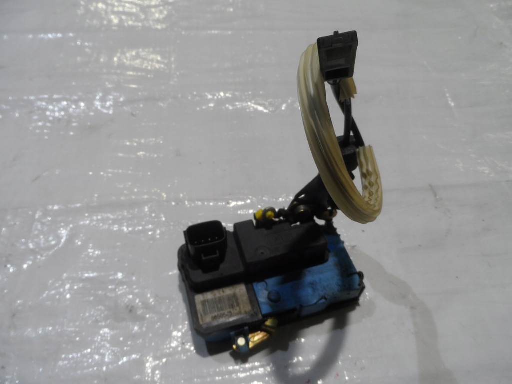 фото №1, Замок двері перед правий volvo v70 ii 2 8 pinów eur