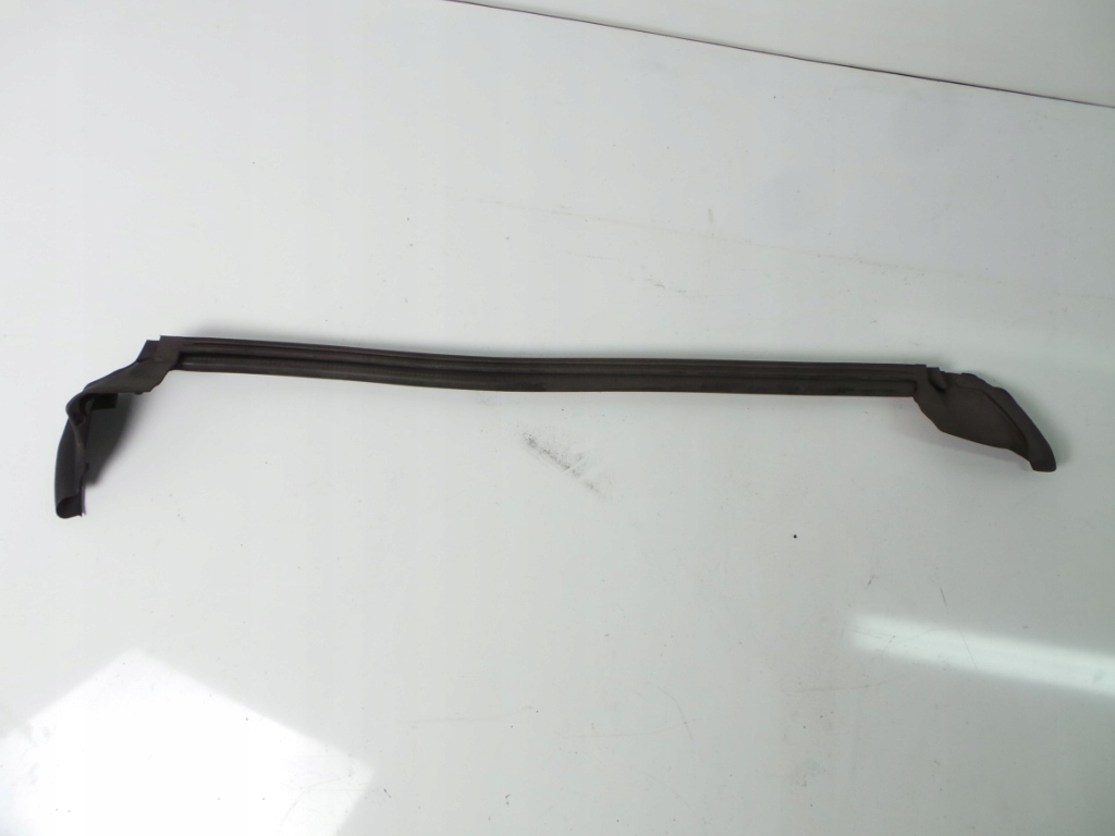 фото №1, Прокладка дверь стекло задняя левый audi a5 sportback