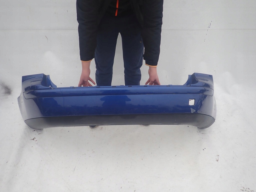 фото №1, Volvo v50 04-07 бампер задняя задний