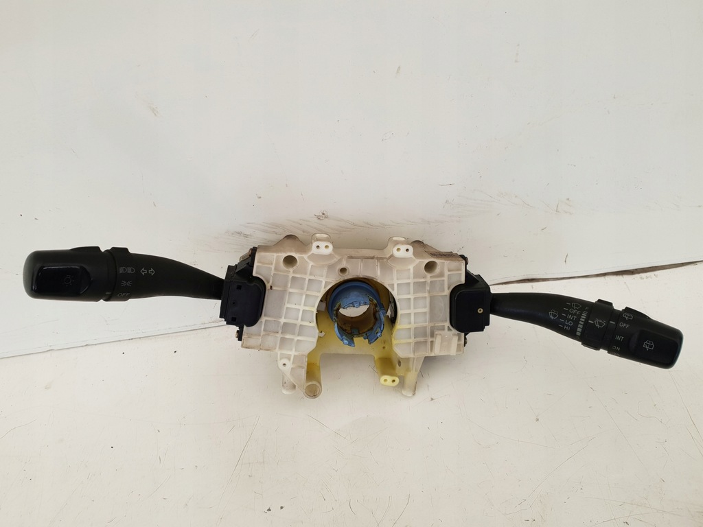 фото №1, Переключатель комбинированный 93400-17250 hyundai matrix