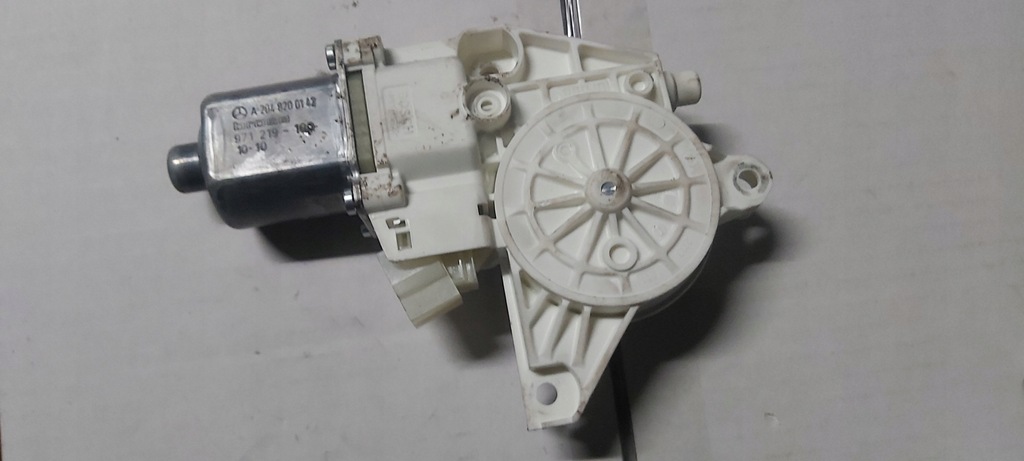 фото №1, Моторчик левый перед mercedes w204 a2048200142