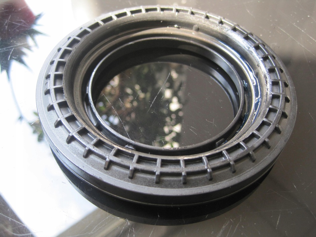 фото №2, Підшипник верхній амортизатора перед leganza a70054d