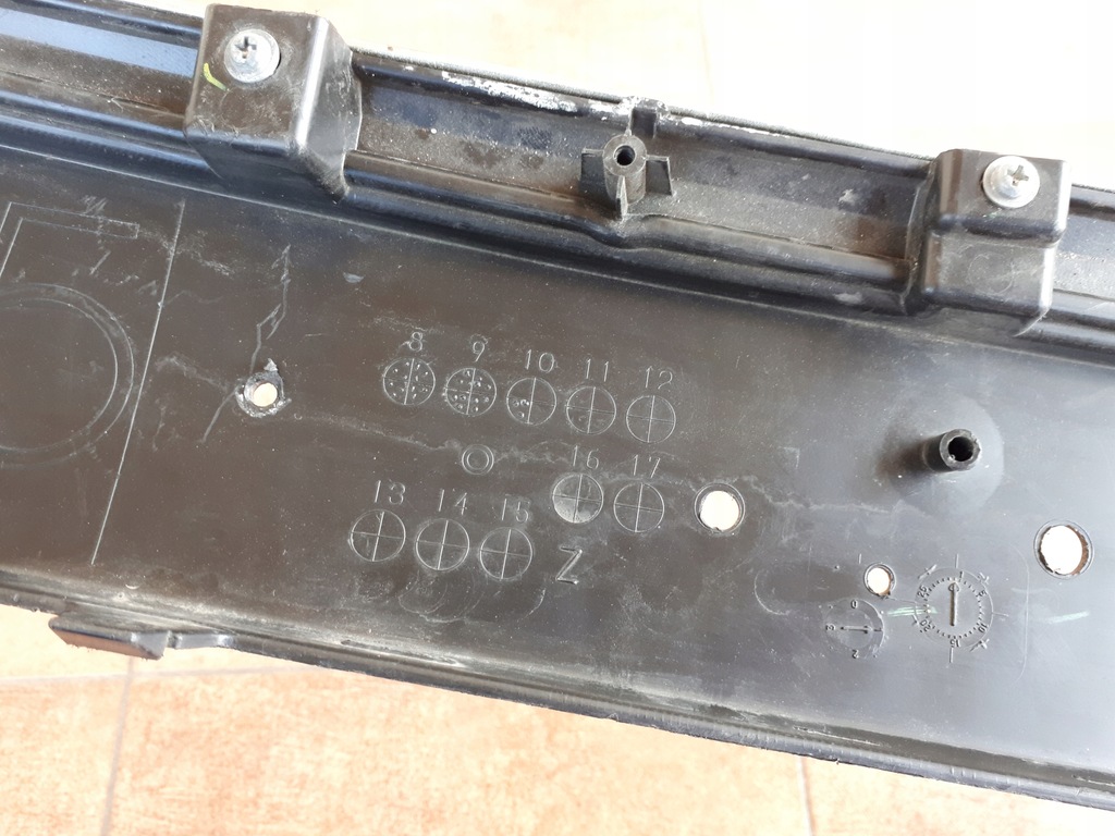 фото №9, Mazda cx7 lift 2009-2012 накладка решітка середня