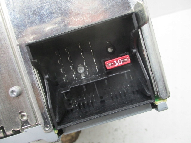 фото №4, Audi a4 b7 радио cd concert 8e0035186al