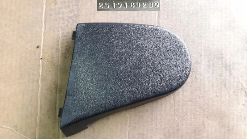 Купить Пластик защита сиденье правая ml gl 164 2519180230