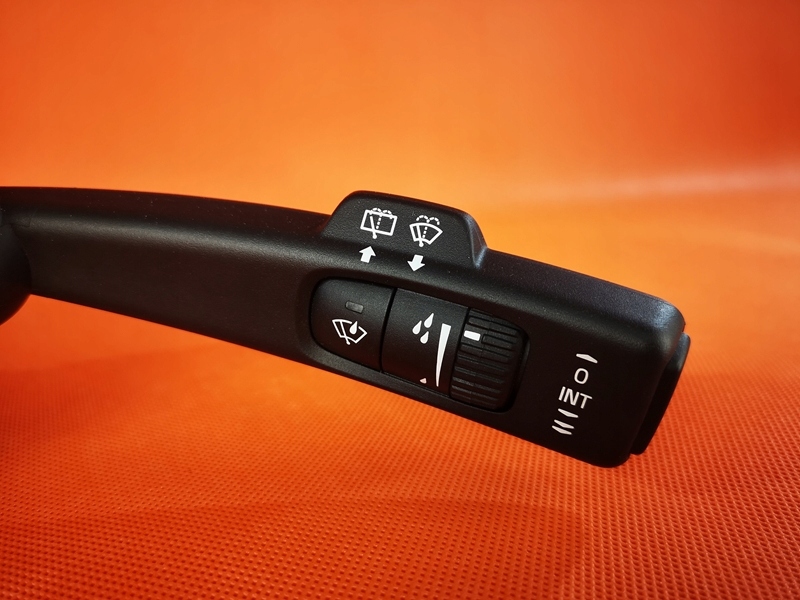 фото №5, Volvo v40 ii перемикачі поворотник стрічка подушка безпеки комплект