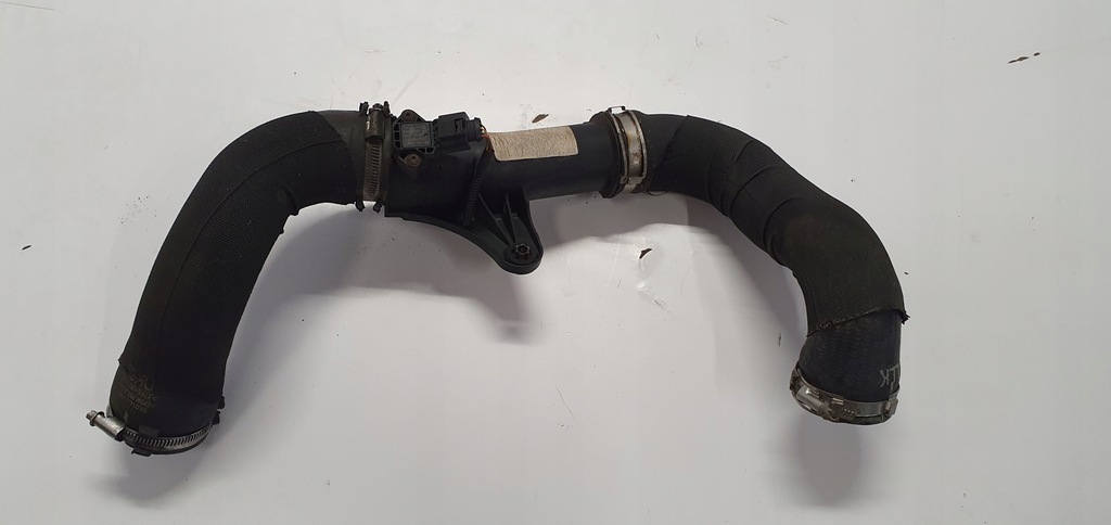 фото №1, Audi a4 b8 труба интеркулер 3.0tdi 8k0145673