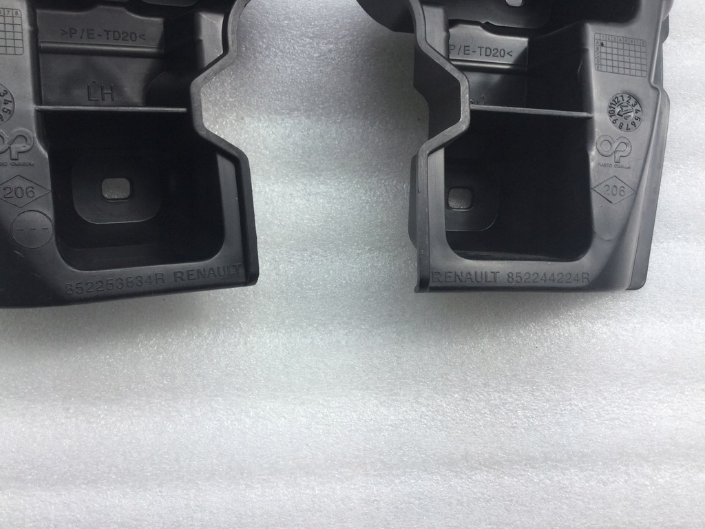 фото №3, Renault оригінальний номер 852253834r напрямна бампера