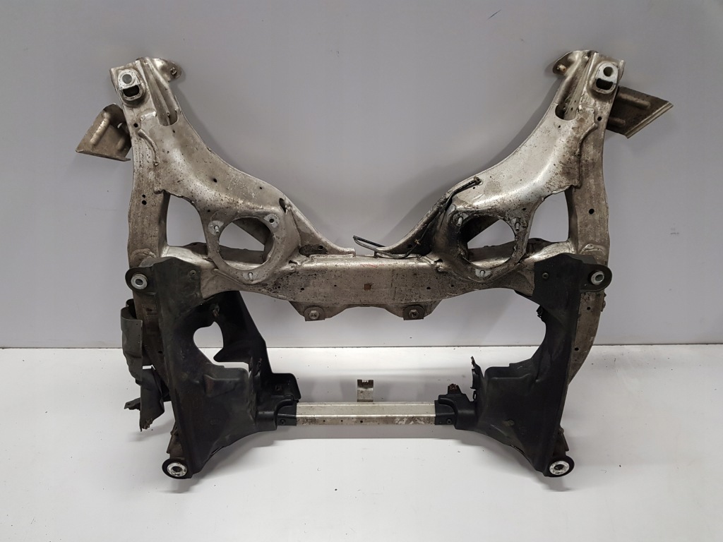 фото №1, Bmw f10 f11 подрамник подрамник подвеска перед 2.0d